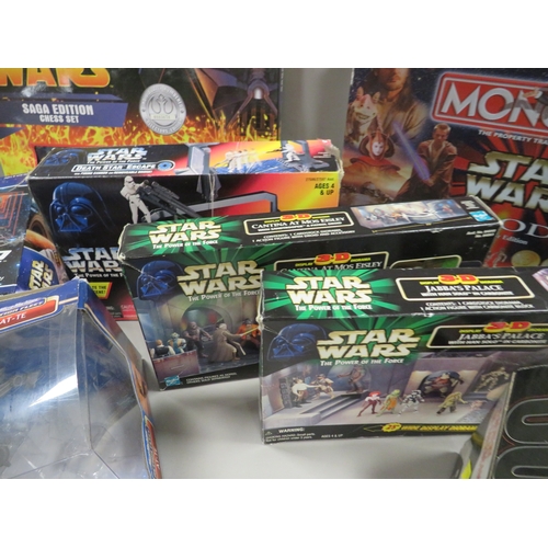 276 - Mixed boxed Stars Wars items to include AT-TE, episode 1 Stap, Jango Fetts target game, Saga edition... 