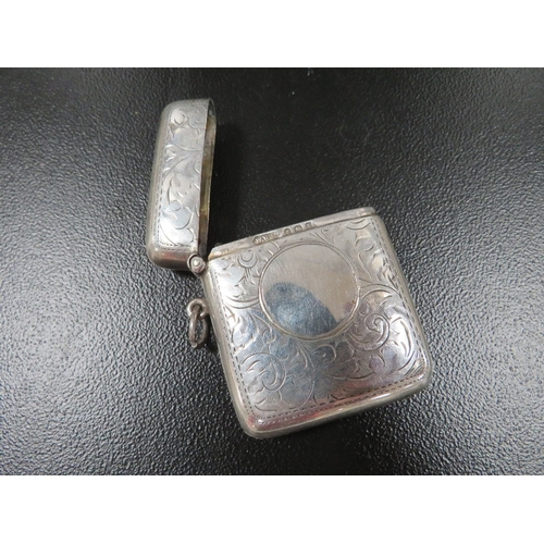 352 - A hallmarked silver vesta case