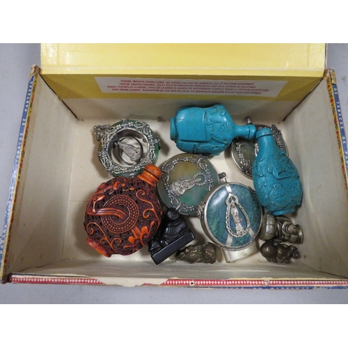 415 - A box of assorted modern reproduction Oriental miniatures to include snuff bottles