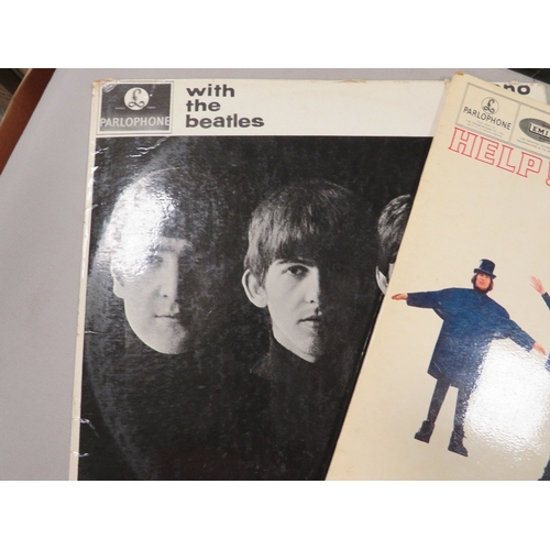 430 - Five assorted Beatles albums to include Revolver, Help, Beatles For Sale, With The Beatles and Rubbe... 