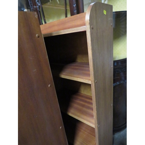 685 - A open face teak bookcase - H 128 cm, W 145 cm, D 24 cm