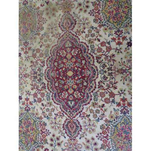 800 - A large woollen carpet approx. 276 x 276 cm