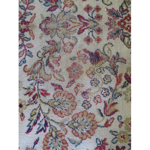 800 - A large woollen carpet approx. 276 x 276 cm