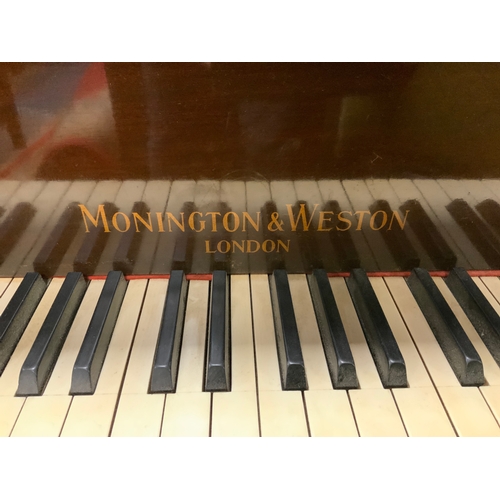 786 - A Monington & Weston baby grand piano in a mahogany case - APHA Reg No: D4EL8QGX