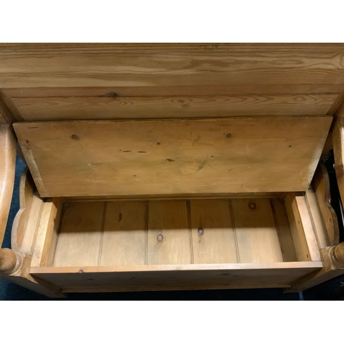 771 - An old pine bench/settle W 108 cm