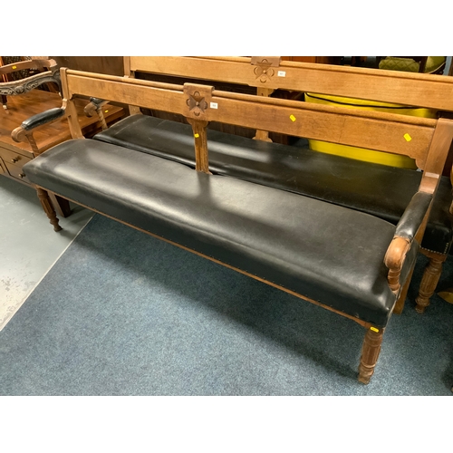 820 - A Victorian carved upholstered bench L 202 cm