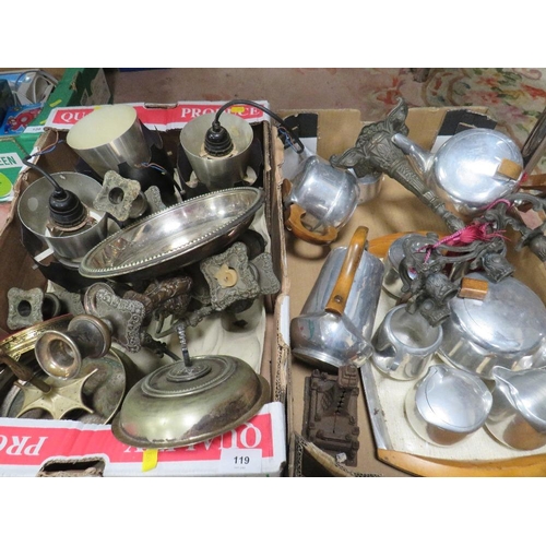 119 - Two trays of assorted metal ware to include Picquot Ware Retro Teaware including a serving tray