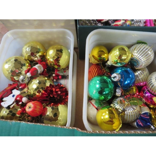 126 - Two trays of vintage Christmas decorations to include wooden case of glass examples