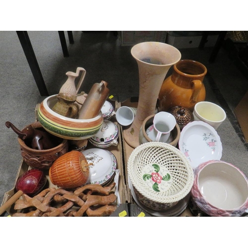 180 - Two trays of collectables to include ceramics and treen