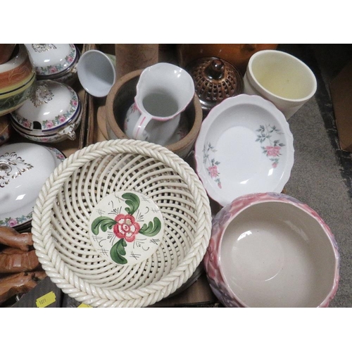 180 - Two trays of collectables to include ceramics and treen