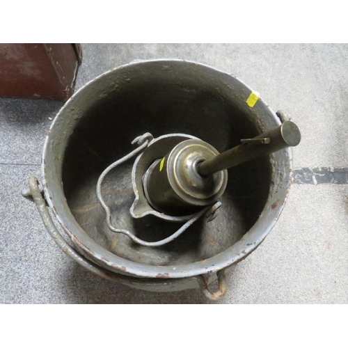 187 - A cast metal cauldron together with a cast metal crucible and a metal meat jack (3)