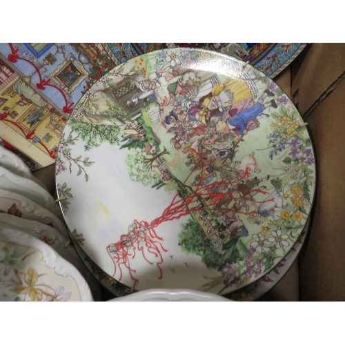 72 - Two trays of collectable plates etc