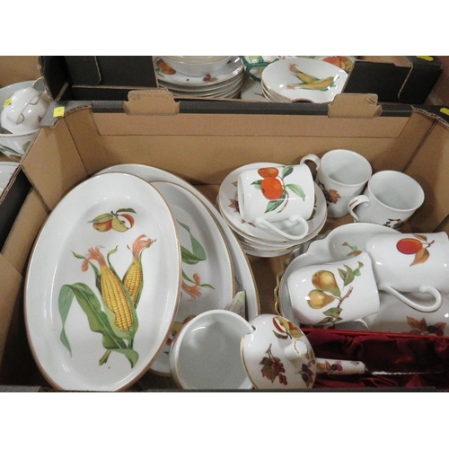 98 - Three trays of Royal Worcester Evesham tea and dinner ware