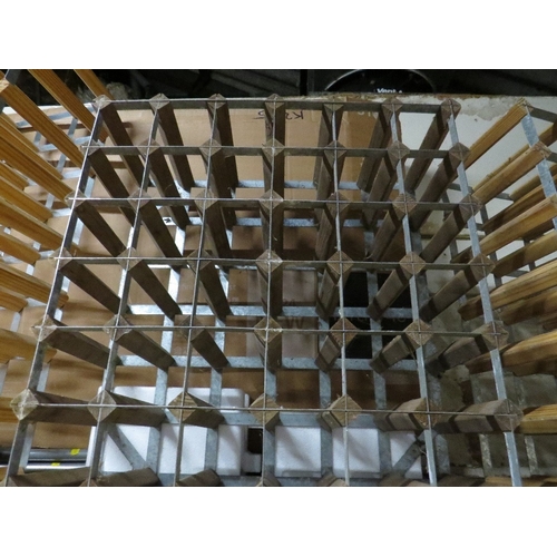 600 - A 36 bottle storage rack