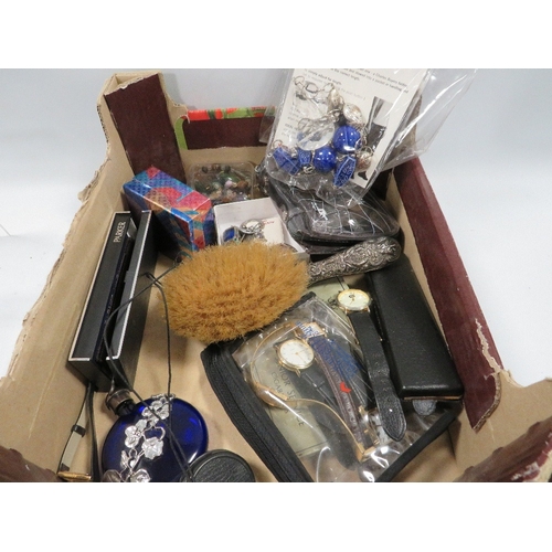 469 - A tray of assorted collectables to include coins, watches etc