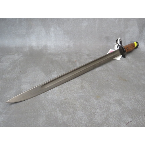 222 - A US WWI BAYONET, dated 11-16 (No scabbard)