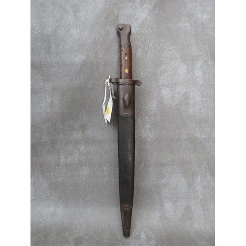 225 - AN 1895 LEE METFORD BAYONET, in scabbard