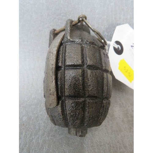 244 - A WWI BRITISH No. 23 MILLS BOMB, rifle grenade (Inert)