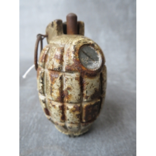 246 - A WWII MILLS BOMB GRENADE 36, dated 1940 (Inert)