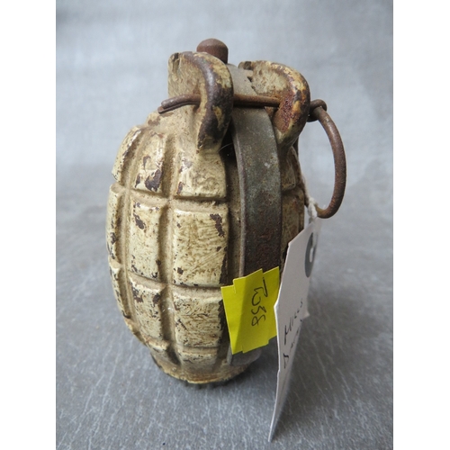 246 - A WWII MILLS BOMB GRENADE 36, dated 1940 (Inert)