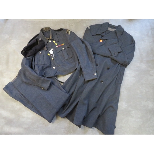 370 - ROYAL OBSERVER CORP BLOUSE, with 'Seaborne' shoulder title, dated 1950, with beret and trousers, alo... 