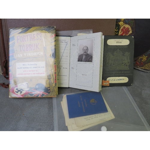 356 - A WW2 MEDAL GROUP DOCUMETNS AND PHOTOALBUMS OF AJN HOLMAN YINDRICH, WAR CORRESPONDANT, medal group 1... 