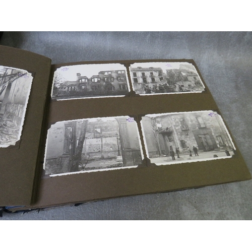 356 - A WW2 MEDAL GROUP DOCUMETNS AND PHOTOALBUMS OF AJN HOLMAN YINDRICH, WAR CORRESPONDANT, medal group 1... 