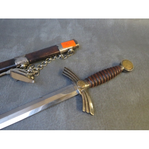 361 - A GERMAN LUFTWAFFE FIRST PATTERN DRESS DAGGER, with chain hanger and portepee, makers mark for Carl ... 