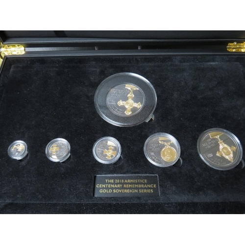 748 - TRISTAN DA CUHNA 2018 ARMISTICE CENTENARY REMEMBRANCE GOLD SOVEREIGN SERIES SET, in fitted case, con... 