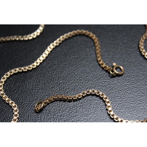 633 - A 9 CARAT GOLD BOX CHAIN, approx weight 24.5g, L 72 cm