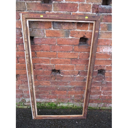 419 - A 19TH CENTURY MAPLE FRAME, frame W 4.5 cm, rebate 124 x 67 cm