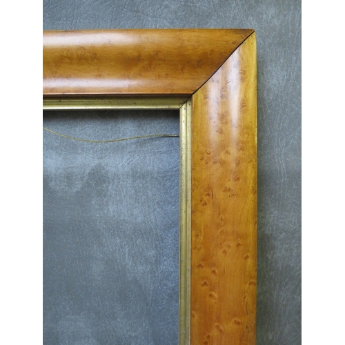 422 - A 19TH CENTURY MAPLE FRAME, frame W 5 cm, rebate 46 x 43 cm