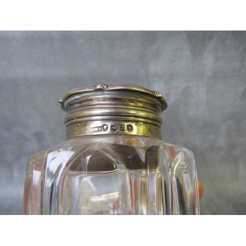 804 - A PAIR OF HALLMARKED SILVER TOPPED GLASS BOTTLES, H 7.5 cm