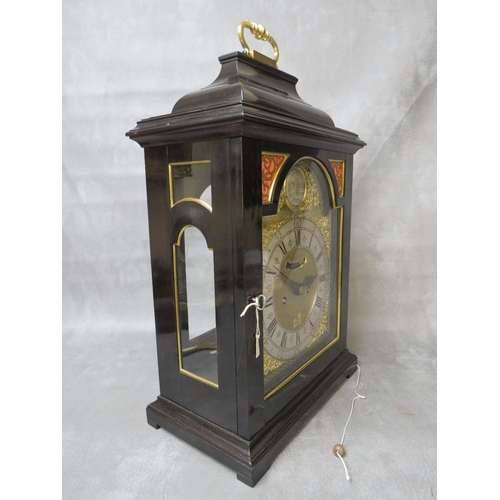 1139 - A LATE 18TH CENTURY EBONISED BRACKET CLOCK BY WILLIAM WRIGHT, SOUTHWARK, with twin fusee movement an... 