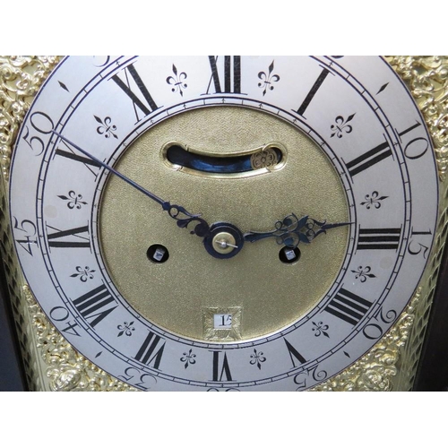 1139 - A LATE 18TH CENTURY EBONISED BRACKET CLOCK BY WILLIAM WRIGHT, SOUTHWARK, with twin fusee movement an... 