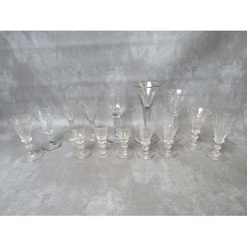 932 - A COLLECTION OF FOURTEEN ASSORTED GEORGIAN GLASSES, to include plain stem examples (14)