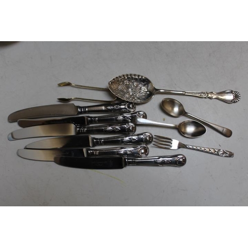 813 - A COLLECTION OF HALLMARKED SILVER FLATWARE, various dates, makers and styles, to include three table... 