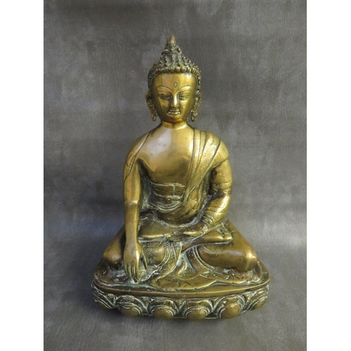 858 - A LARGE 19TH CENTURY BRONZE BUDDHA, H 39 cm, base W 24 cm