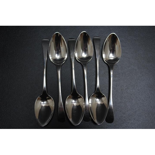 827 - A SET OF HALLMARKED SILVER TEASPOONS BY JOSIAH & GEORGE PIERCY - LONDON 1815, approx weight 105g, L ... 