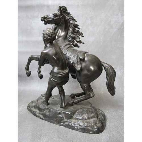 870 - A PAIR OF FINELY CAST BRONZE MARLY HORSES WITH TRAINER, H 34 cm