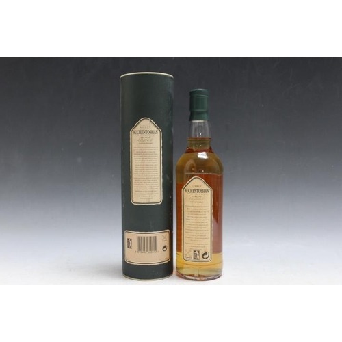 917 - A VINTAGE BOTTLE OF SELECT AUCHENTOSHAN LOWLAND SINGLE MALT WHISKY, in original gift sleeve