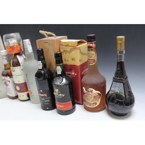 923 - 8 BOTTLES OF ASSORTED SPIRITS, liqueurs etc to include 1 bottle of Jim Beam Bourbon