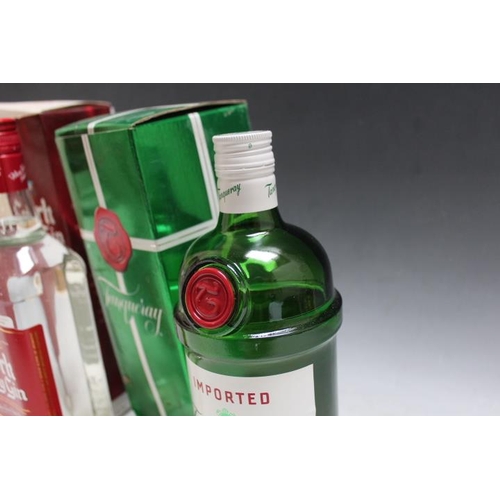 924 - 1 BOTTLE OF CORK DRY GIN, in original box, together with 1 litre bottle of Tanqueray  imported gin -... 