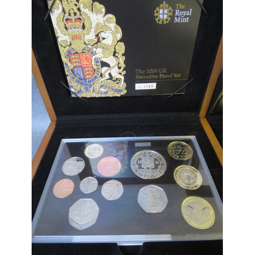 777 - ROYAL MINT 2009 FAMILY SILVER PROOF SET, and a 2009 executive proof set (both sets contain Kew Garde... 