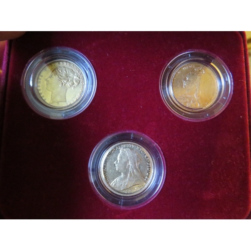 786 - VICTORIA ROYAL MINT 'SOVEREIGN PORTRAIT COLLECTION' THREE PIECE SET, sovereigns dated 1877 (Melbourn... 