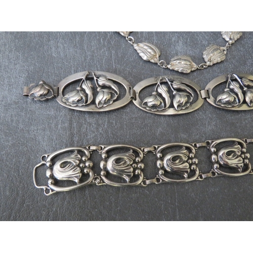 624 - A DANECRAFT STERLING SILVER PANEL LINK BRACELET, together with a Danecraft leaf design silver neckla... 