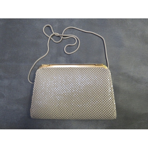 535 - A COLLECTION OF EARLY TO MID 20TH CENTURY VINTAGE EVENING BAGS, various styles and periods, to inclu... 