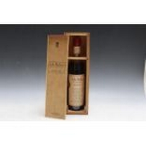 915 - 1 BOTTLE OF J DE MALLIAC BAS ARMAGNAC EXTRA HOS D'AGE IN WOODEN PRESENTATION BOX, bottle No. 17702, ... 