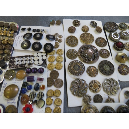 544 - A COLLECTION OF MAINLY METAL EXAMPLES OF VINTAGE BUTTONS, varying styles and periods, to include a s... 