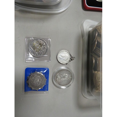 762 - A SILVER PROOF 1977 CROWN, and 1997 five pounds (both in cases of issue with COA's) and a quantity o... 